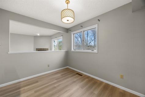 2326 Plaen View Drive Iowa City IA 52246