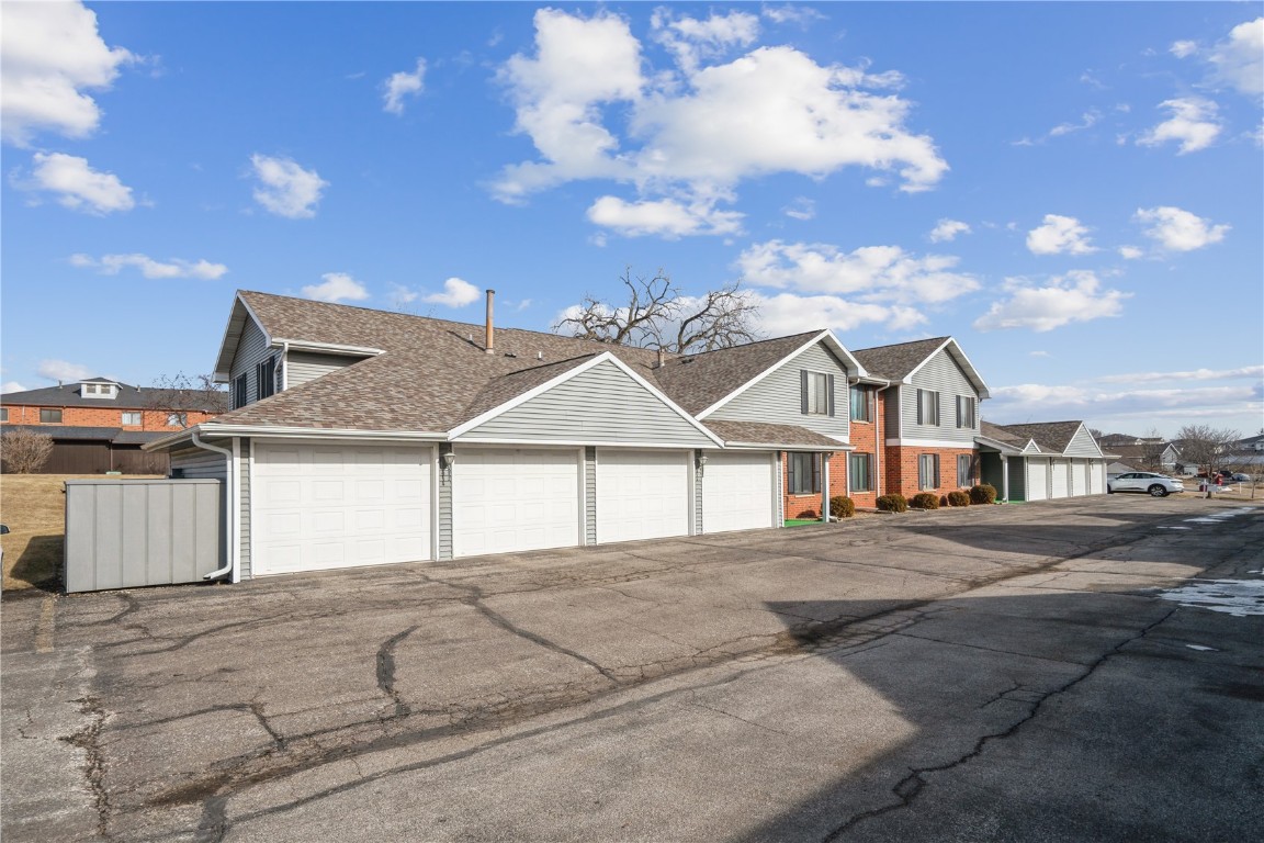 820 Edward Court SE Cedar Rapids IA 52403