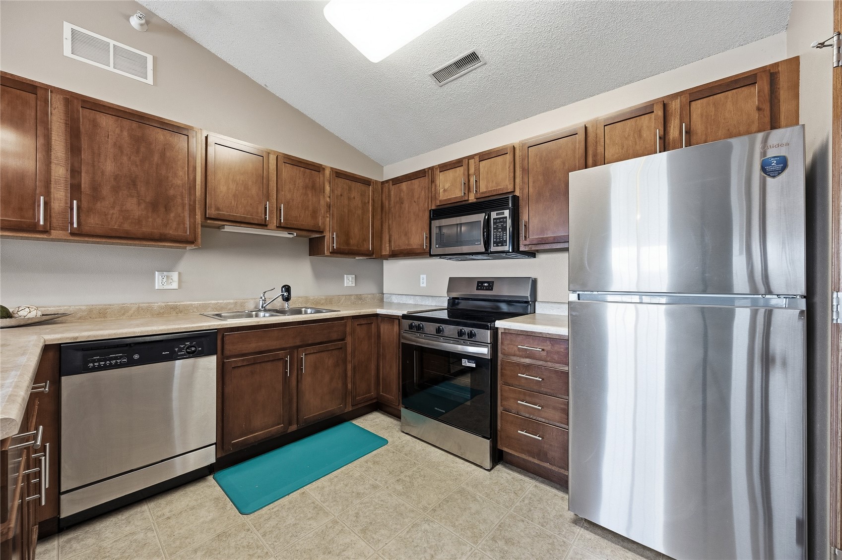 805 Blue Sky Drive North Liberty IA 52317