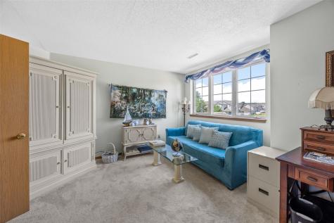 3035 English Glen Court Marion IA 52302