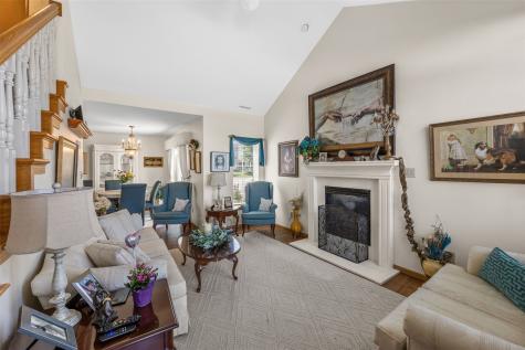 3035 English Glen Court Marion IA 52302