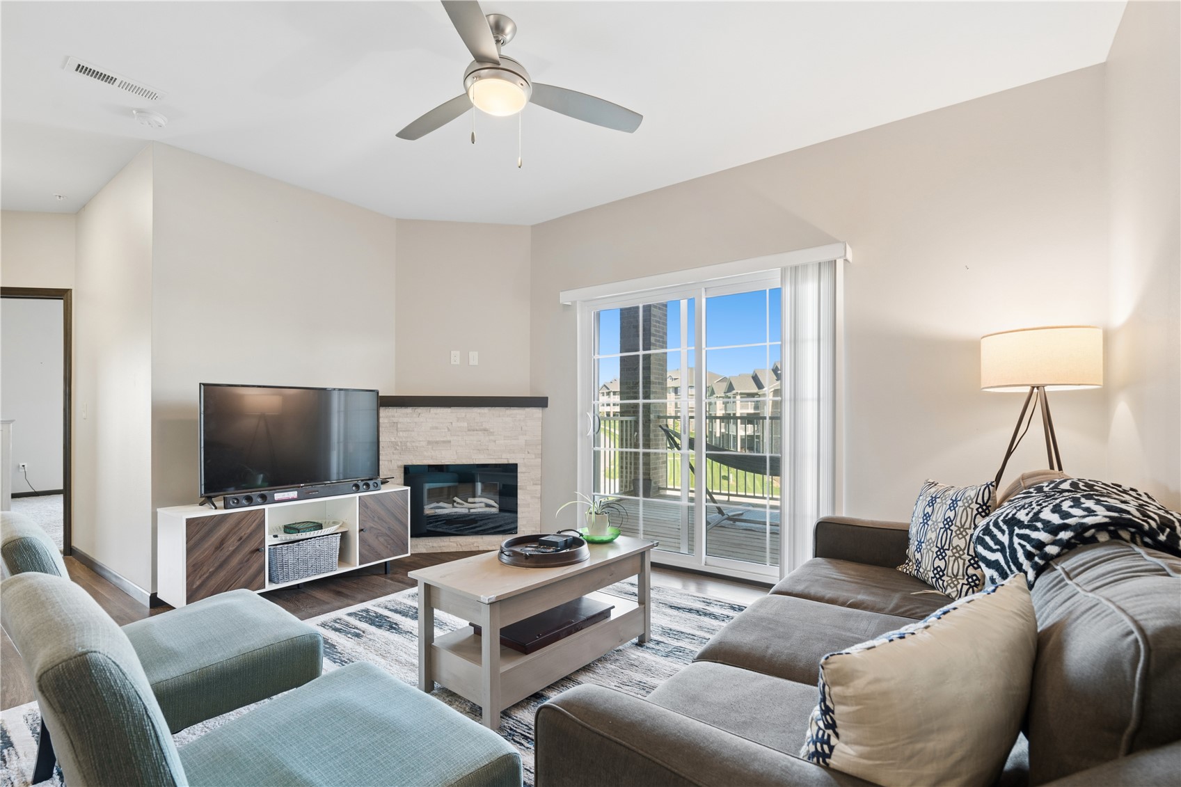 2871 Spring Rose Circle Coralville IA 52241