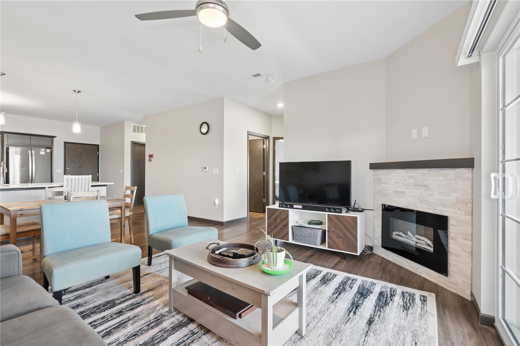 2871 Spring Rose Circle Coralville IA 52241