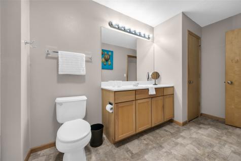 3418 Stoneview Circle SW Cedar Rapids IA 52404