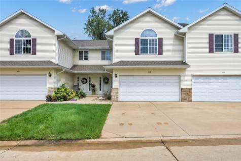 3418 Stoneview Circle SW Cedar Rapids IA 52404