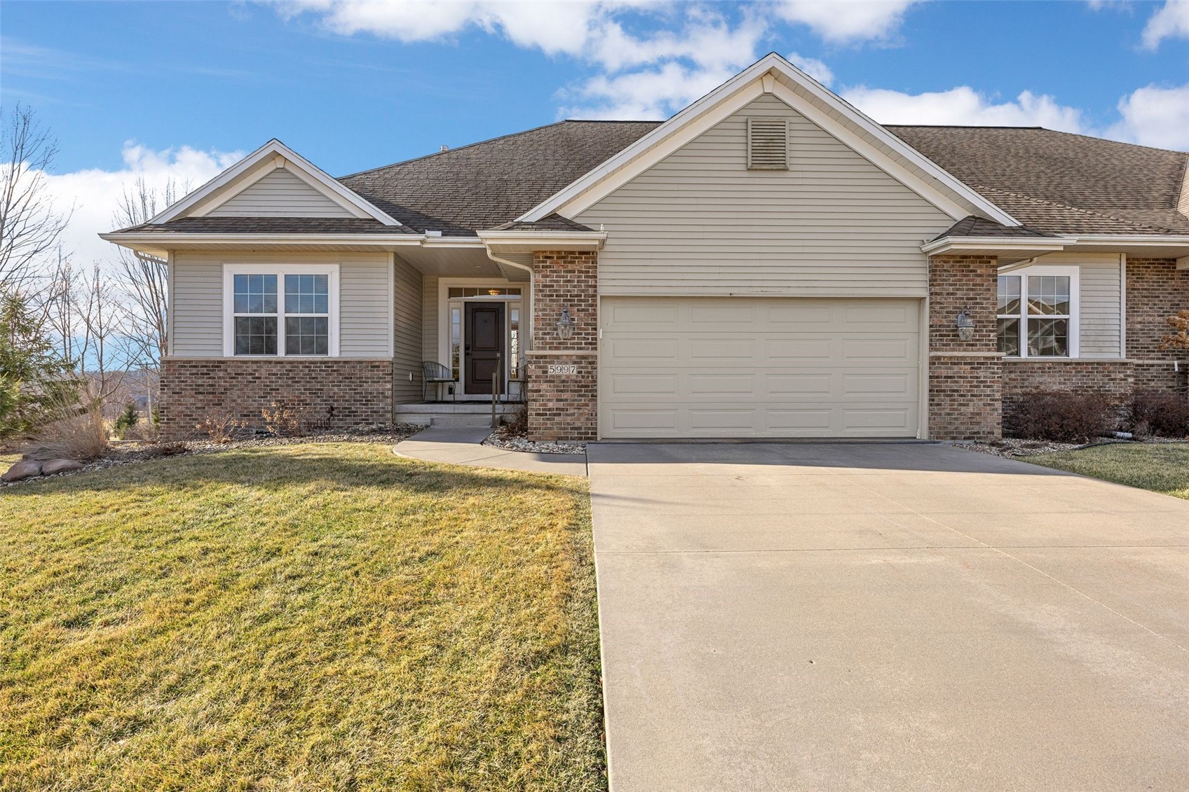 5997 Meadow Grass Circle Cedar Rapids IA 52403