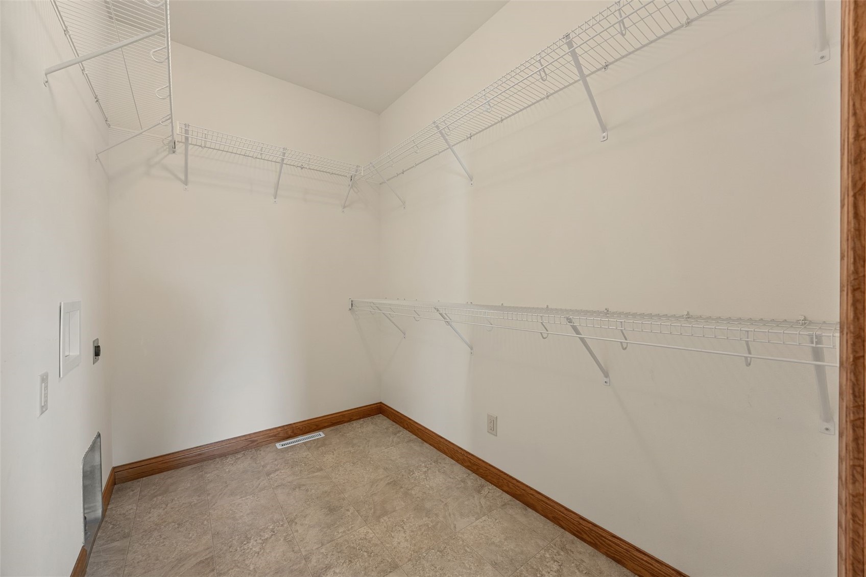 5997 Meadow Grass Circle Cedar Rapids IA 52403