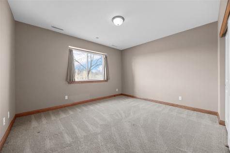 5997 Meadow Grass Circle Cedar Rapids IA 52403