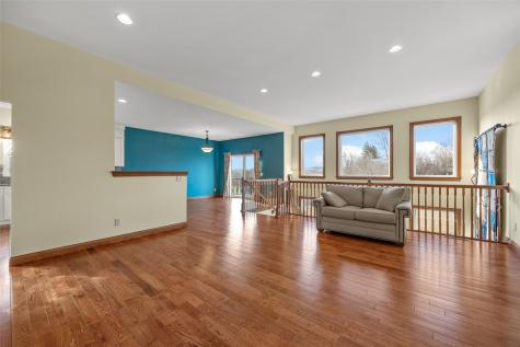 5997 Meadow Grass Circle Cedar Rapids IA 52403