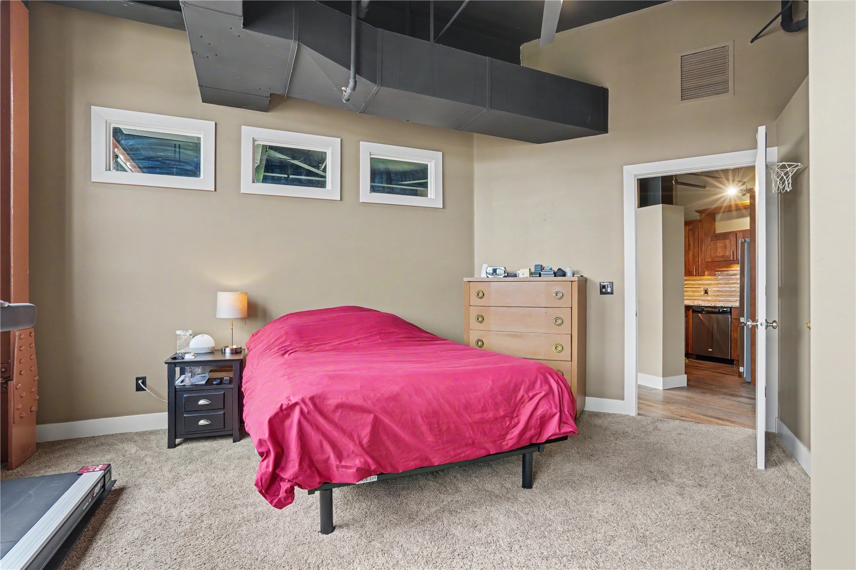905 3rd Street SE Cedar Rapids IA 52401