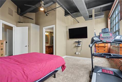 905 3rd Street SE Cedar Rapids IA 52401