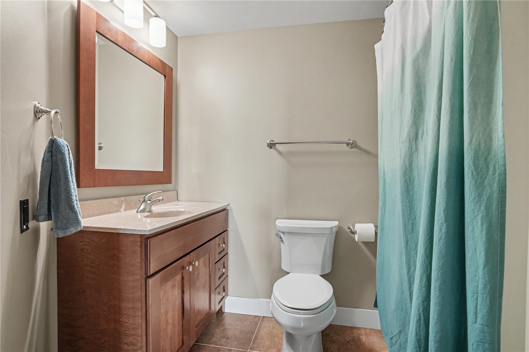 905 3rd Street SE Cedar Rapids IA 52401