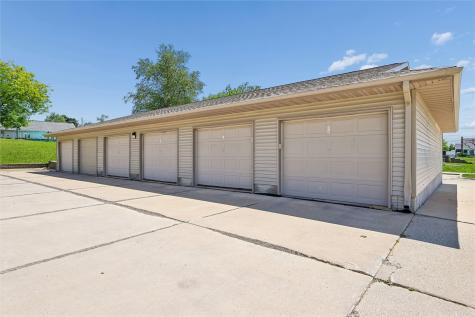 3010 Wilson Avenue SW Cedar Rapids IA 52404