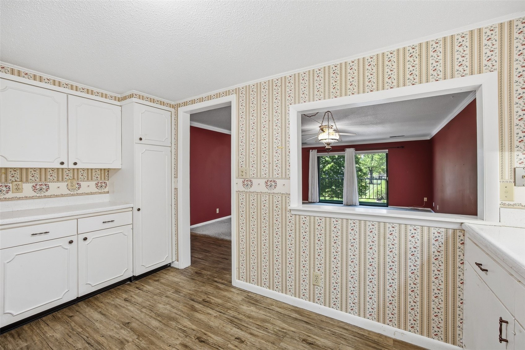 150 Thompson Drive SE Cedar Rapids IA 52403