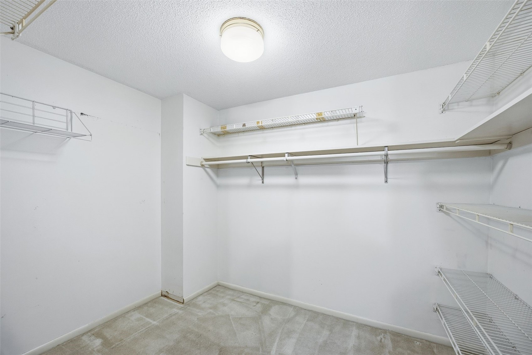 150 Thompson Drive SE Cedar Rapids IA 52403
