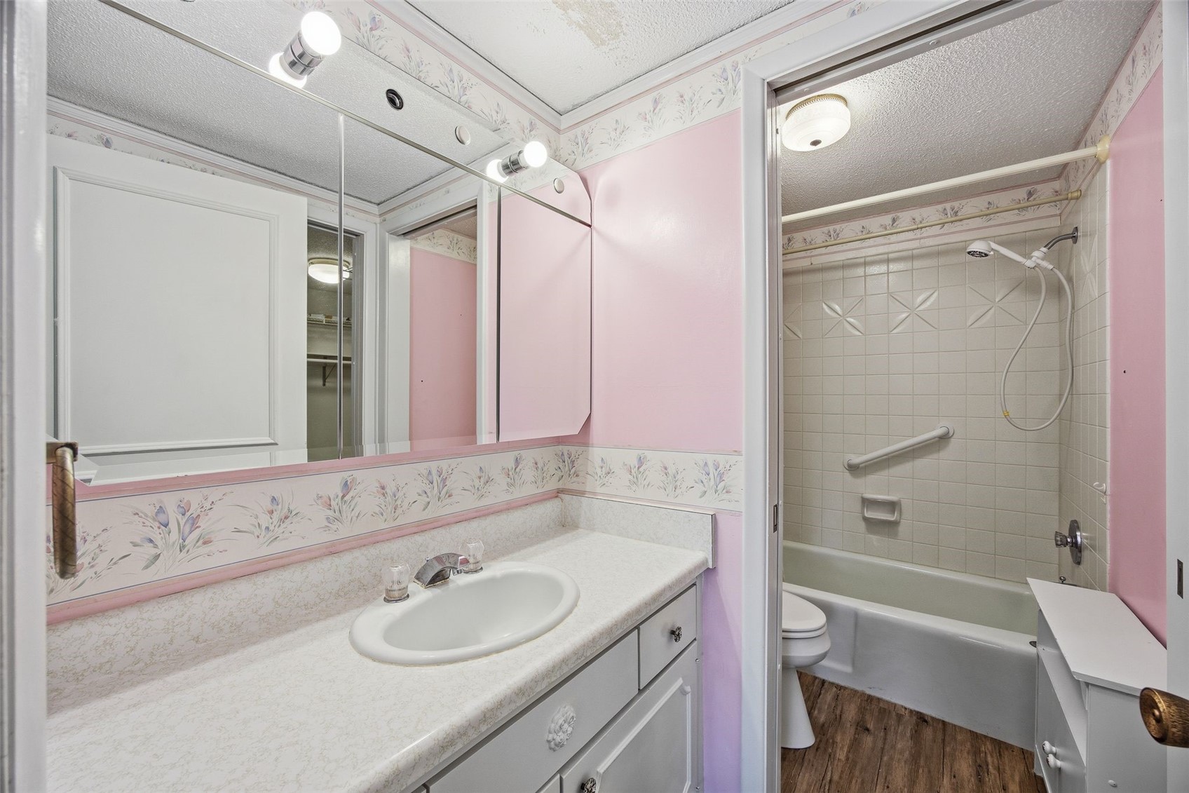 150 Thompson Drive SE Cedar Rapids IA 52403