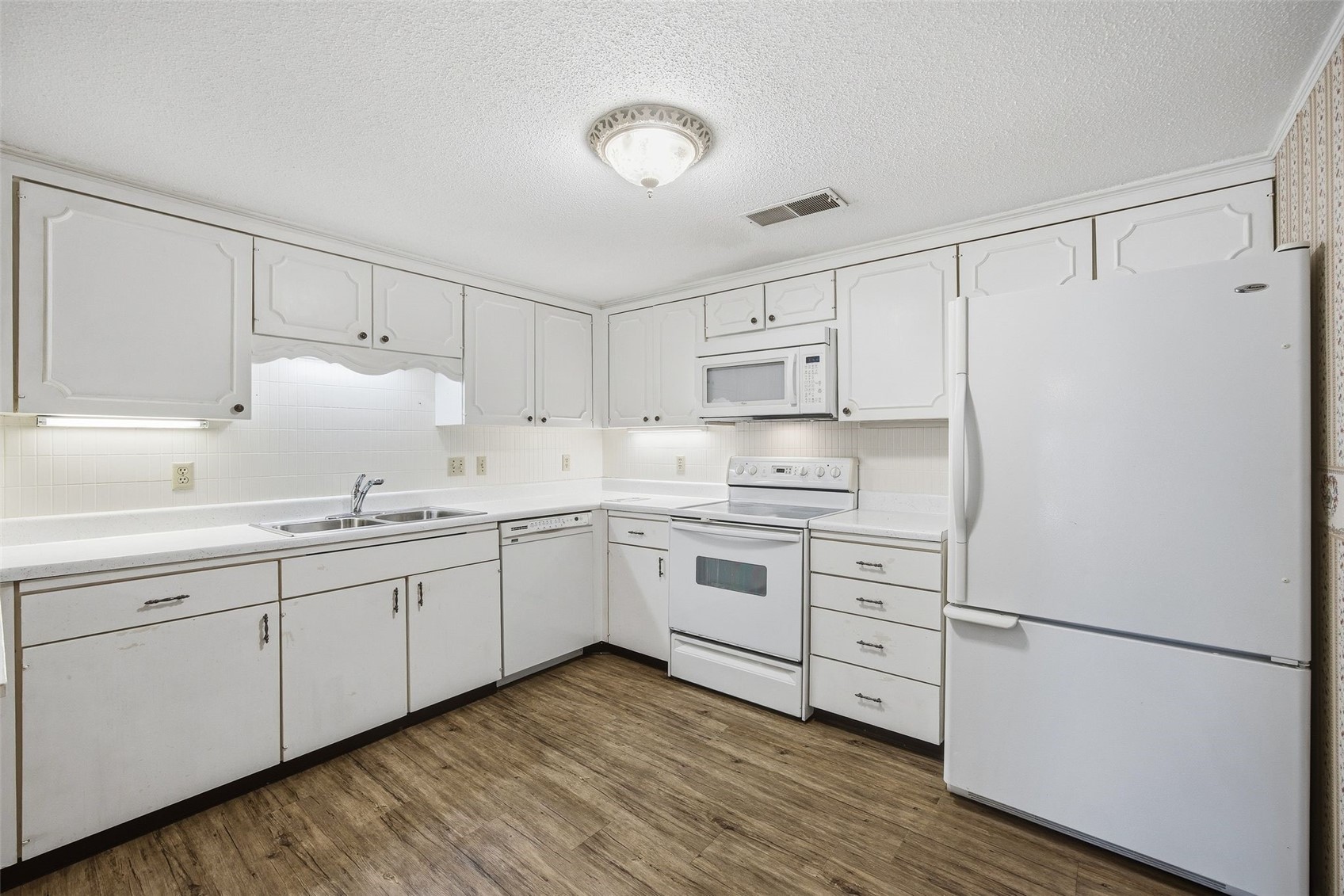 150 Thompson Drive SE Cedar Rapids IA 52403