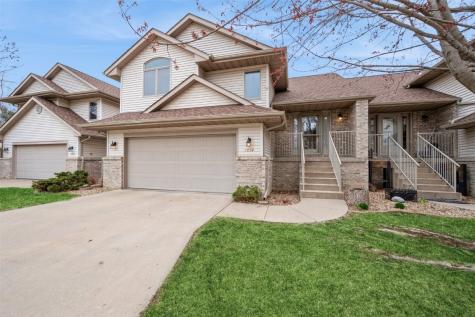 1034 Doubletree Court NE Cedar Rapids IA 52402