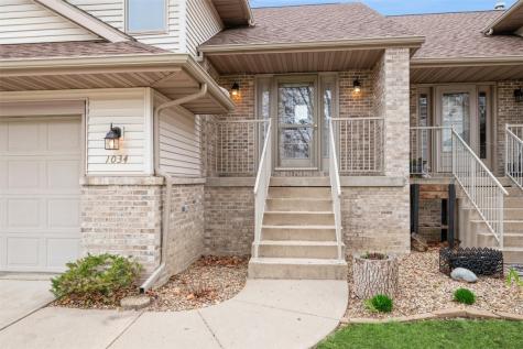 1034 Doubletree Court NE Cedar Rapids IA 52402
