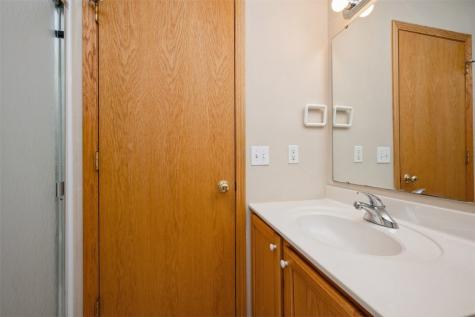1034 Doubletree Court NE Cedar Rapids IA 52402