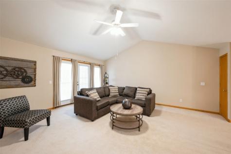 1034 Doubletree Court NE Cedar Rapids IA 52402