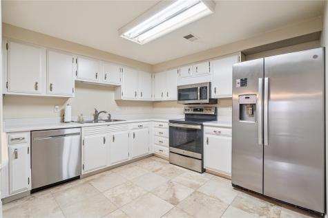 100 Thompson Drive SE Cedar Rapids IA 52302