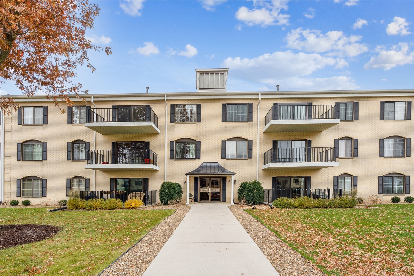 100 Thompson Drive SE Cedar Rapids IA 52302