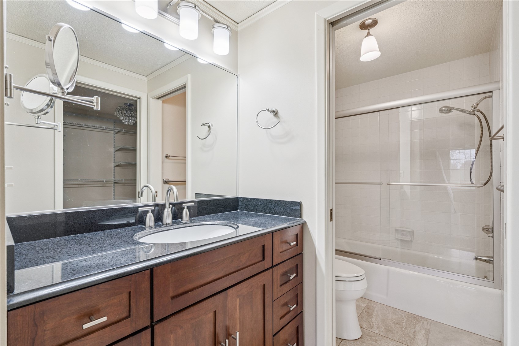 100 Thompson Drive SE Cedar Rapids IA 52302
