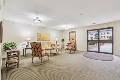 100 Thompson Drive SE Cedar Rapids IA 52302