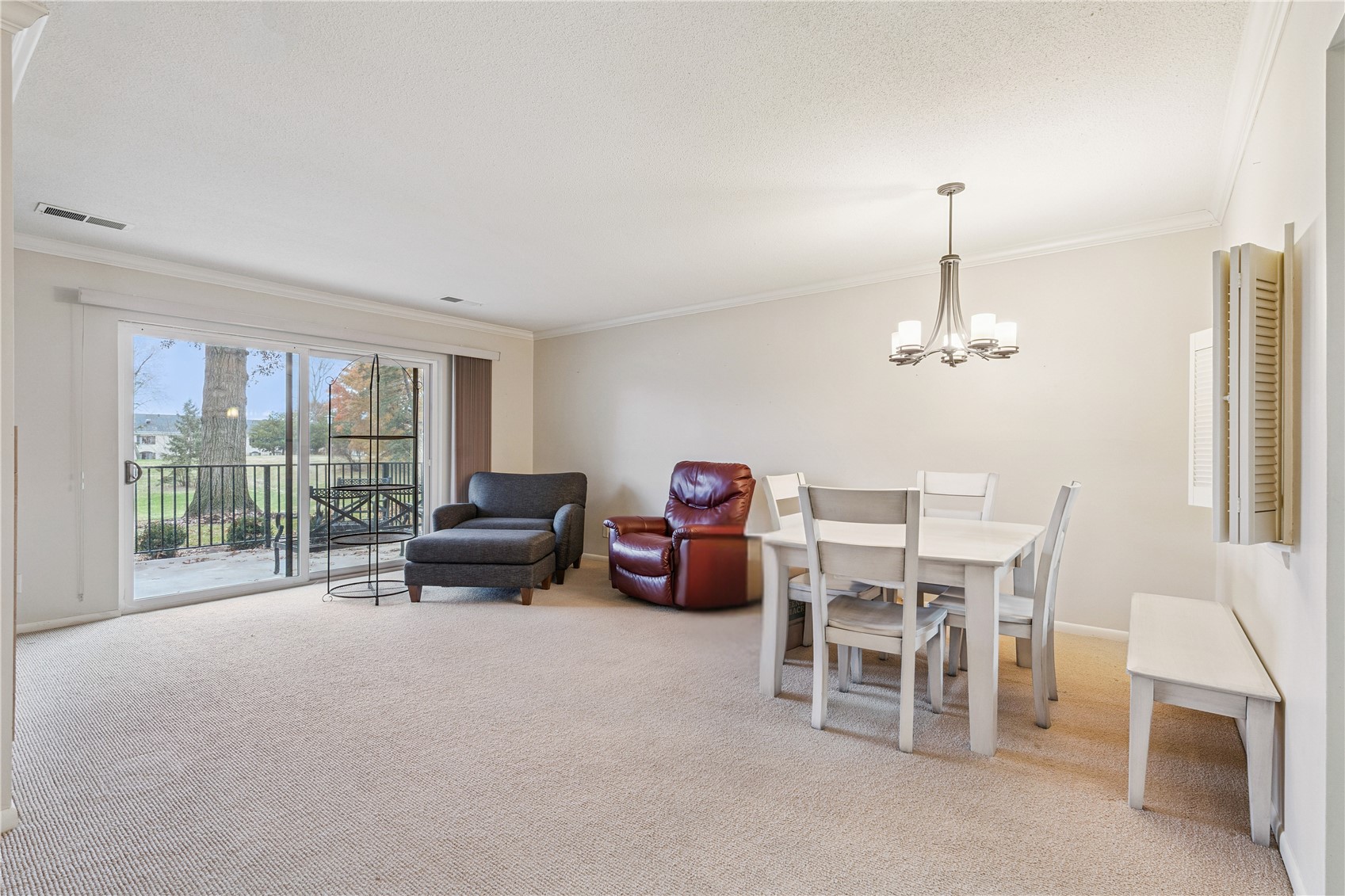 100 Thompson Drive SE Cedar Rapids IA 52302