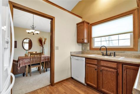 4425 Westchester Drive NE Cedar Rapids IA 52402