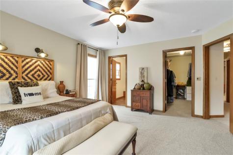 4425 Westchester Drive NE Cedar Rapids IA 52402