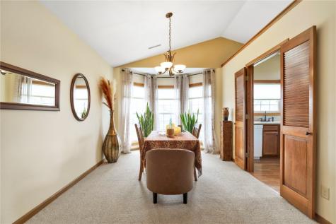 4425 Westchester Drive NE Cedar Rapids IA 52402