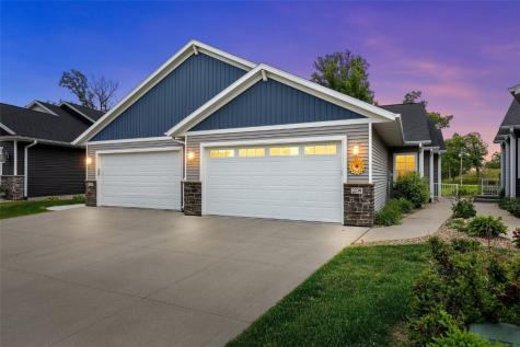 2239 Tranquil Court NW Cedar Rapids IA 52405