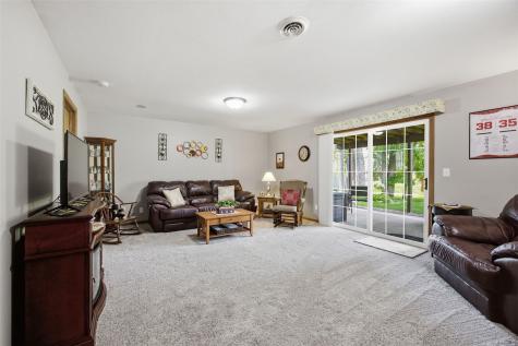 1125 Forest Glen Court SE Cedar Rapids IA 52403