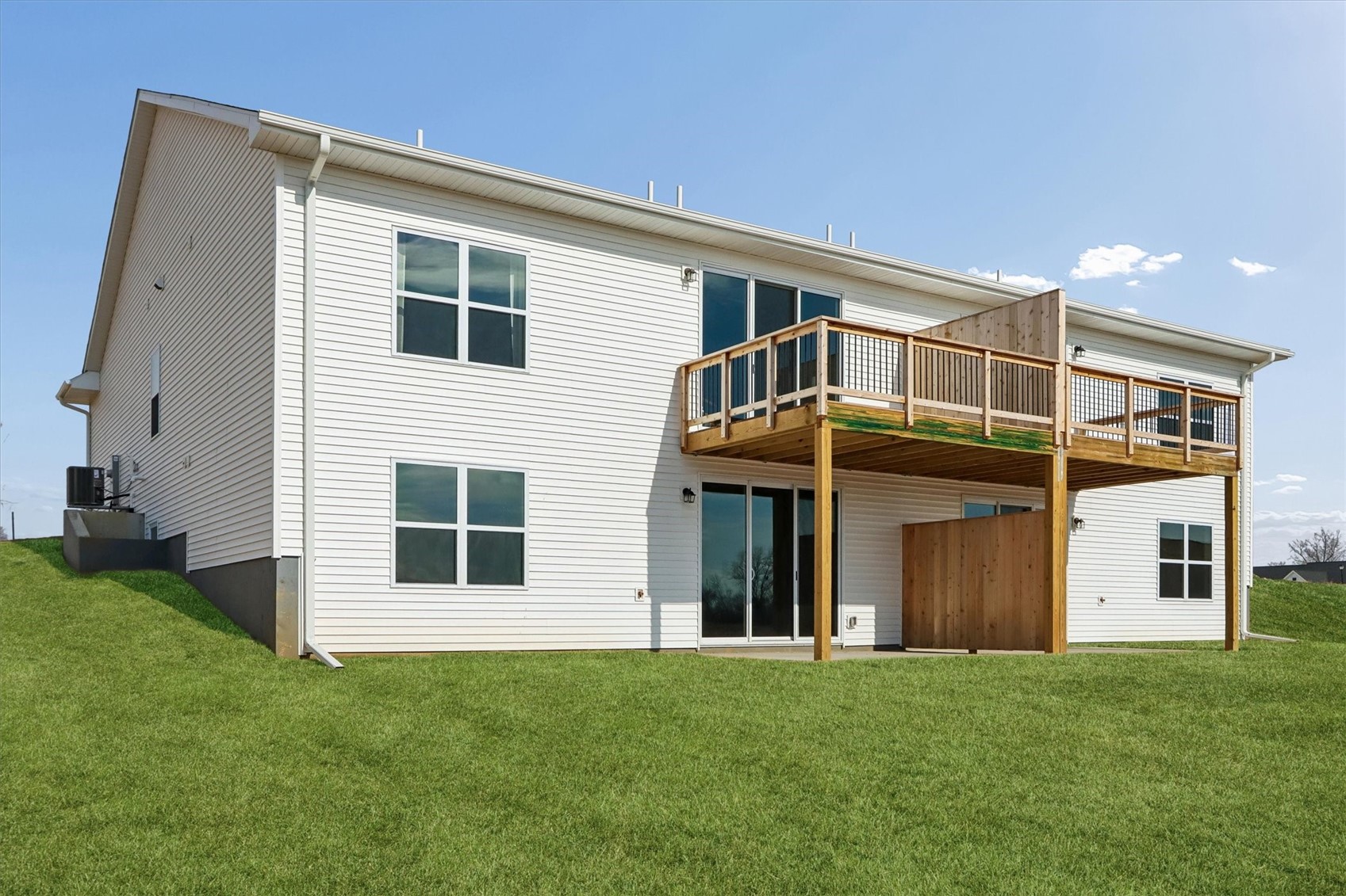 1023 Highland Trail Solon IA 52333