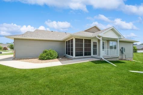 919 Deer Run Drive NE Cedar Rapids IA 52402