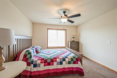 919 Deer Run Drive NE Cedar Rapids IA 52402