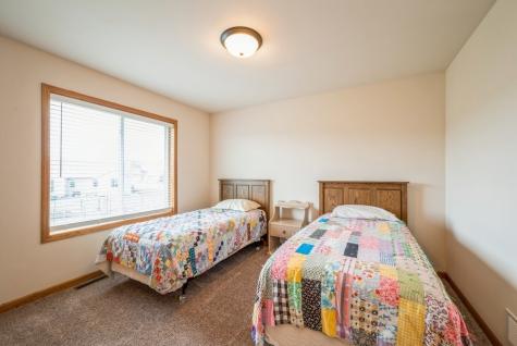 919 Deer Run Drive NE Cedar Rapids IA 52402
