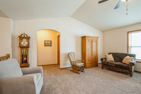 919 Deer Run Drive NE Cedar Rapids IA 52402