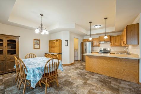 919 Deer Run Drive NE Cedar Rapids IA 52402