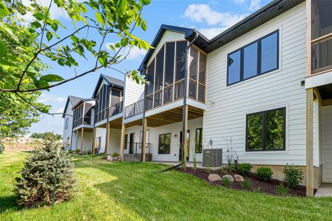 354 Hidden Ridge Drive Coralville IA 52241