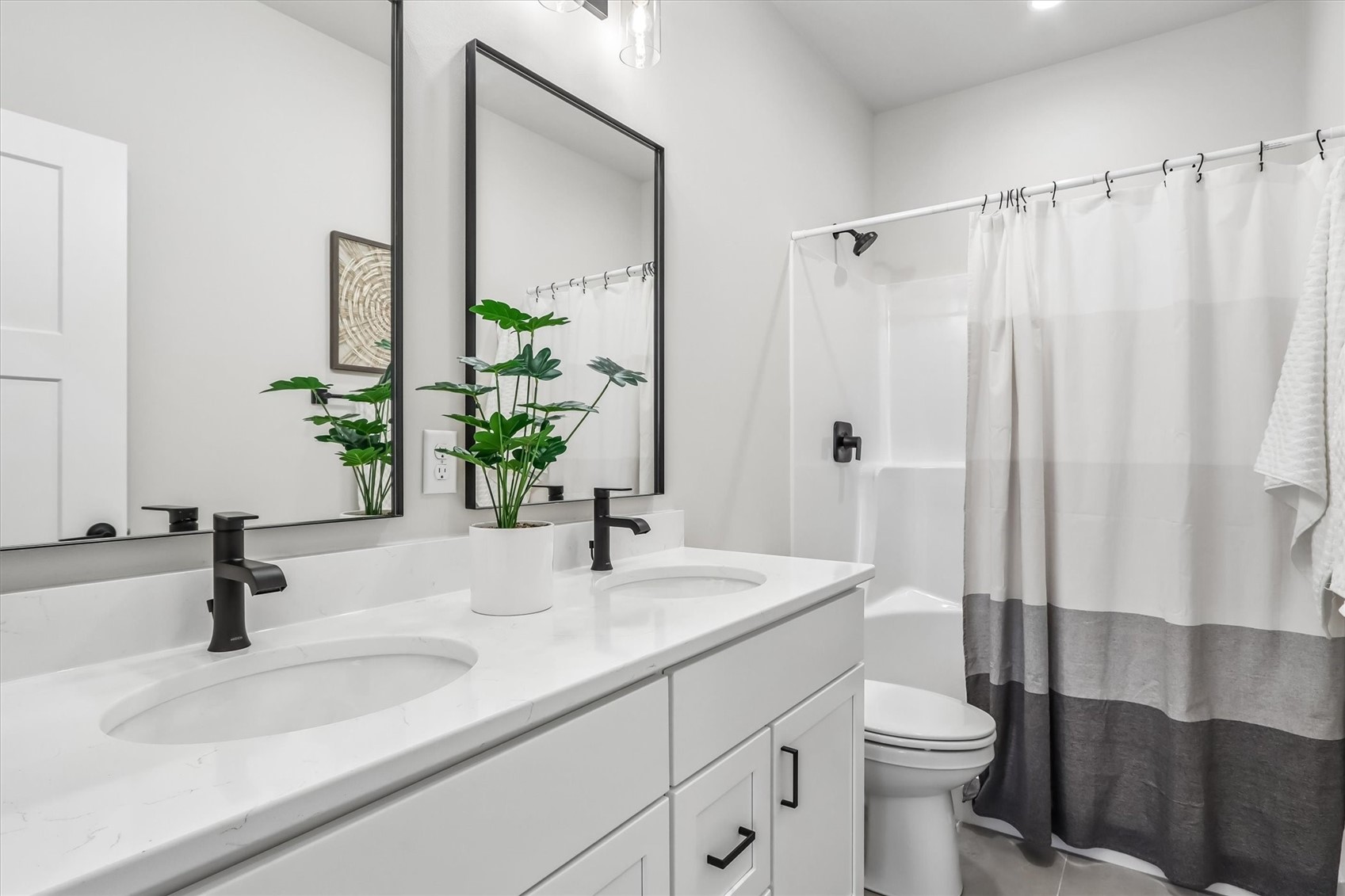 1013 Highland Trail Solon IA 52333
