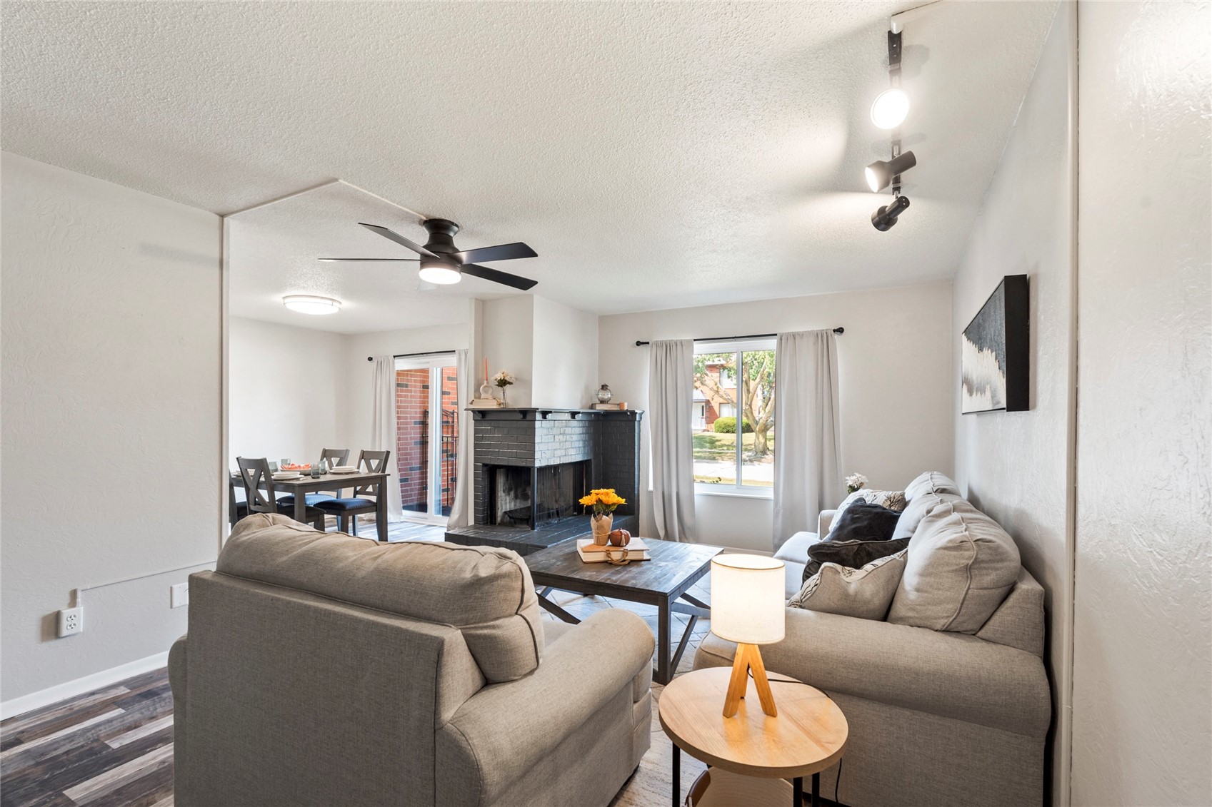 869 Kerry Lane SE Cedar Rapids IA 52403