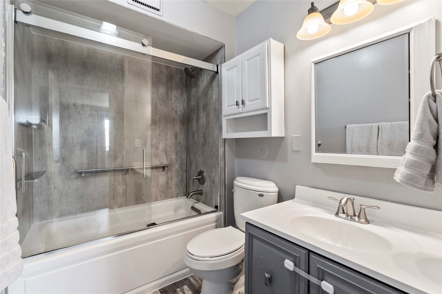 869 Kerry Lane SE Cedar Rapids IA 52403