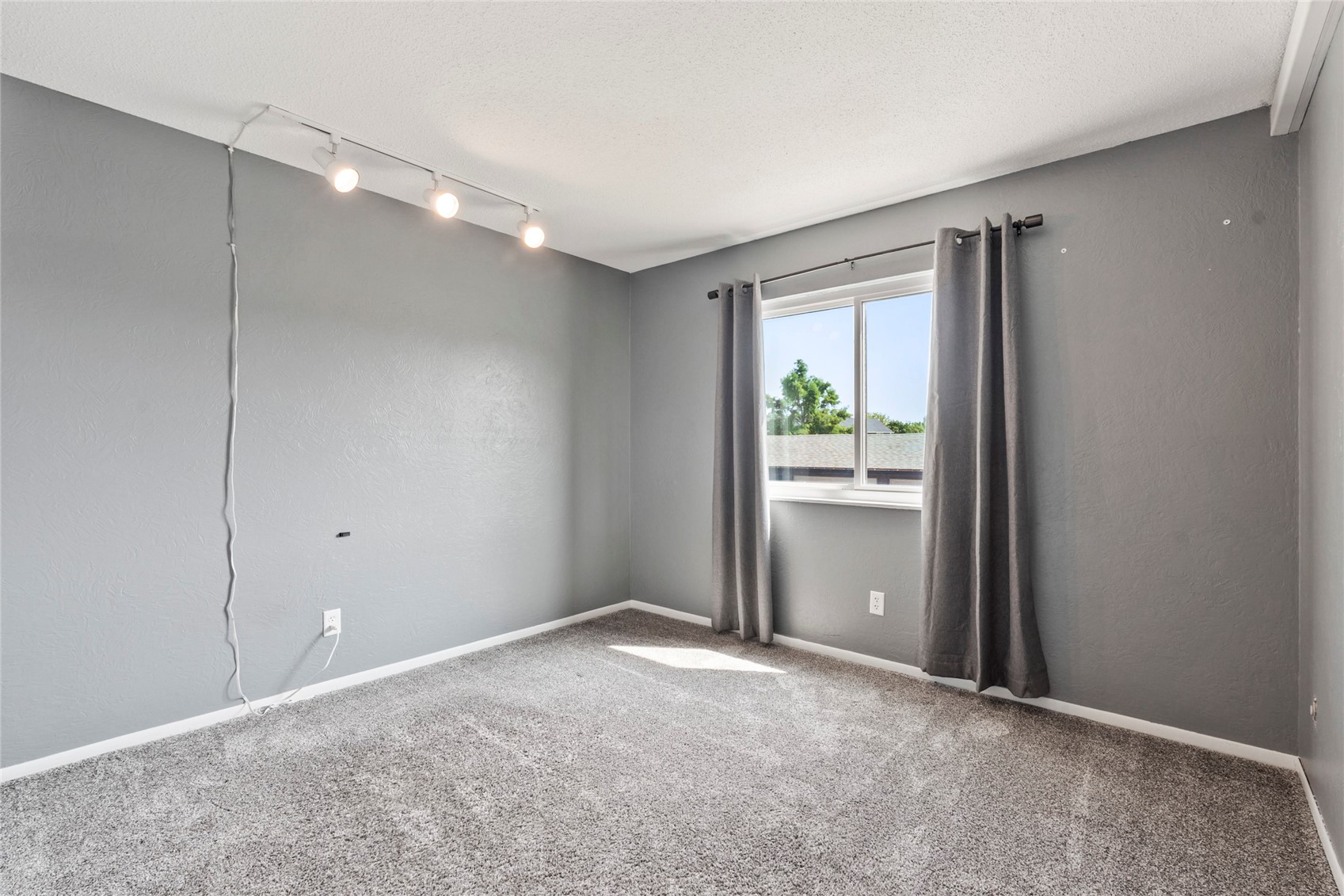 869 Kerry Lane SE Cedar Rapids IA 52403