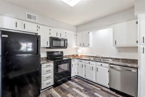 869 Kerry Lane SE Cedar Rapids IA 52403