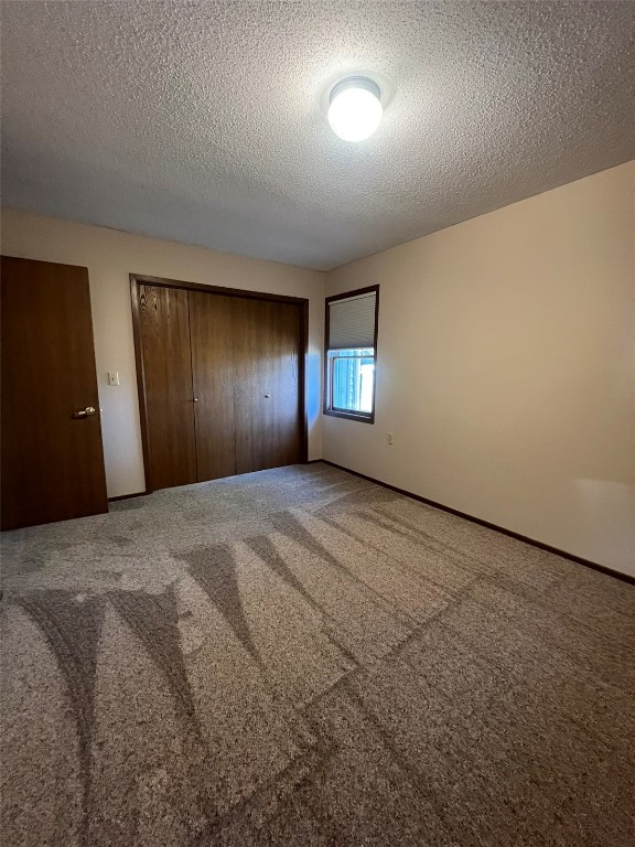 206 13th Street Vinton IA 52349