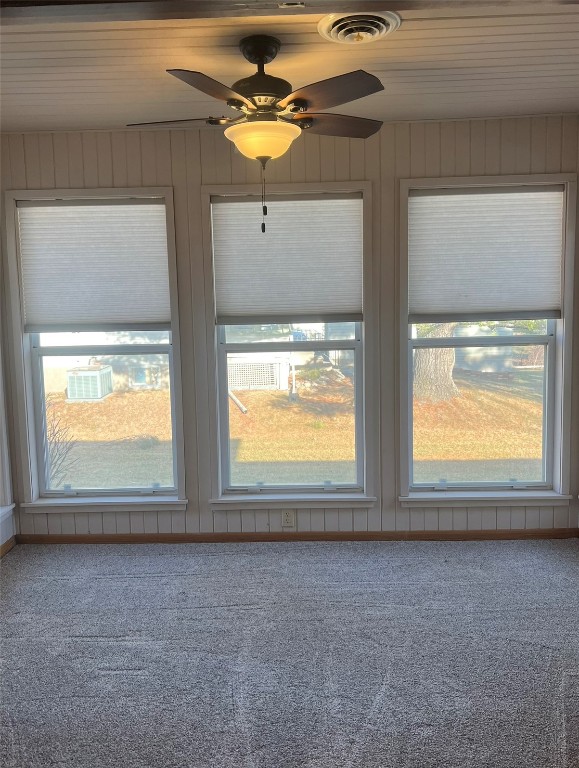 206 13th Street Vinton IA 52349