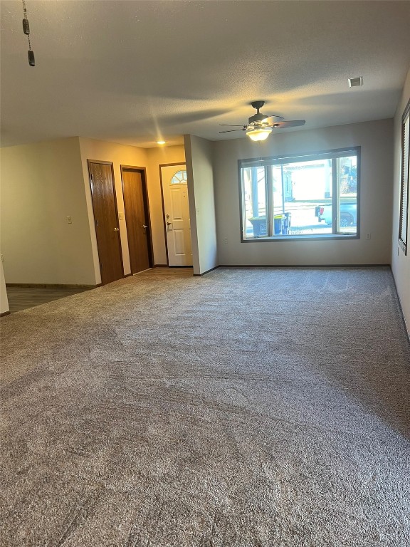 206 13th Street Vinton IA 52349